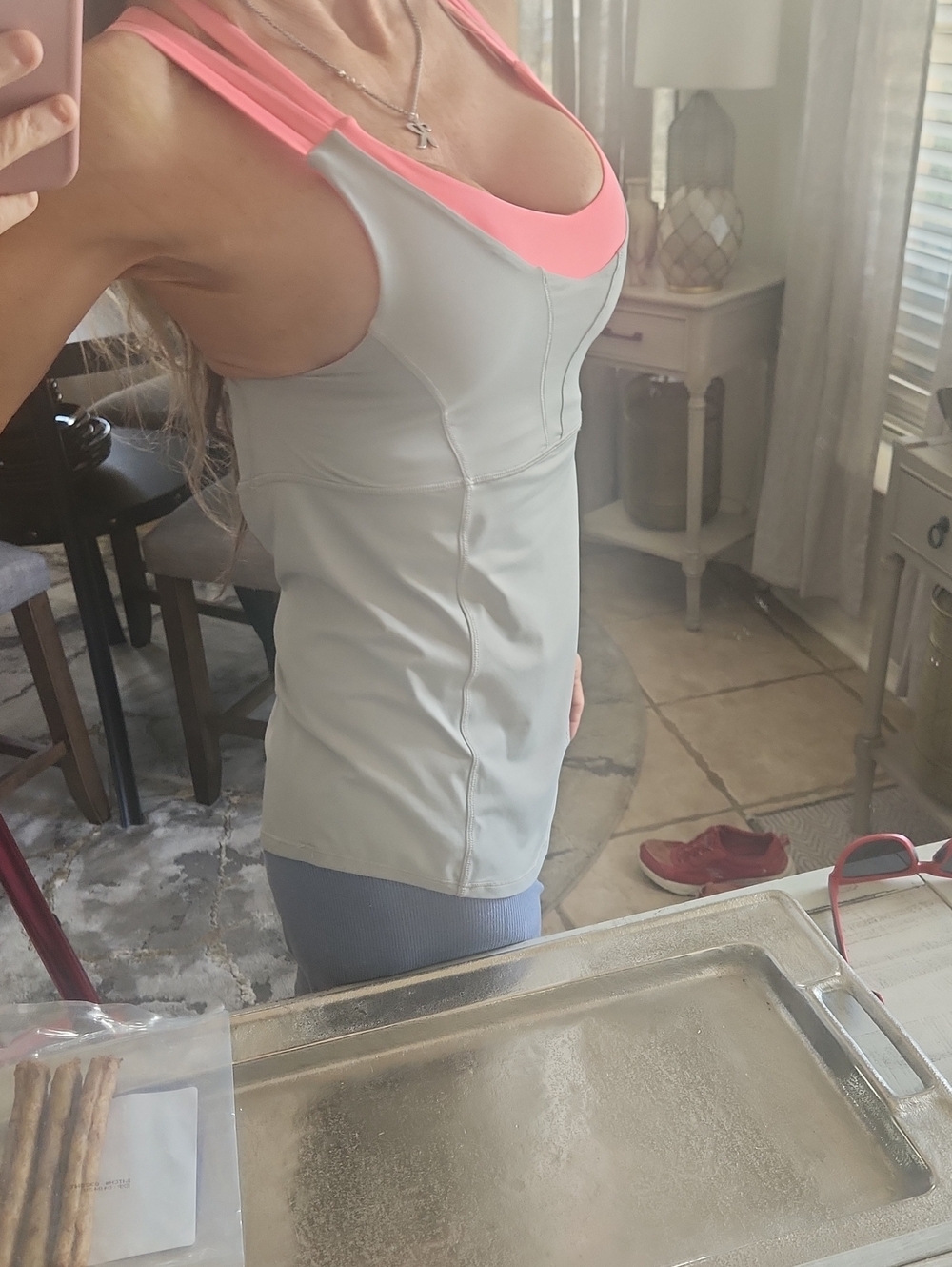 Lululemon - Picture 3 of 6